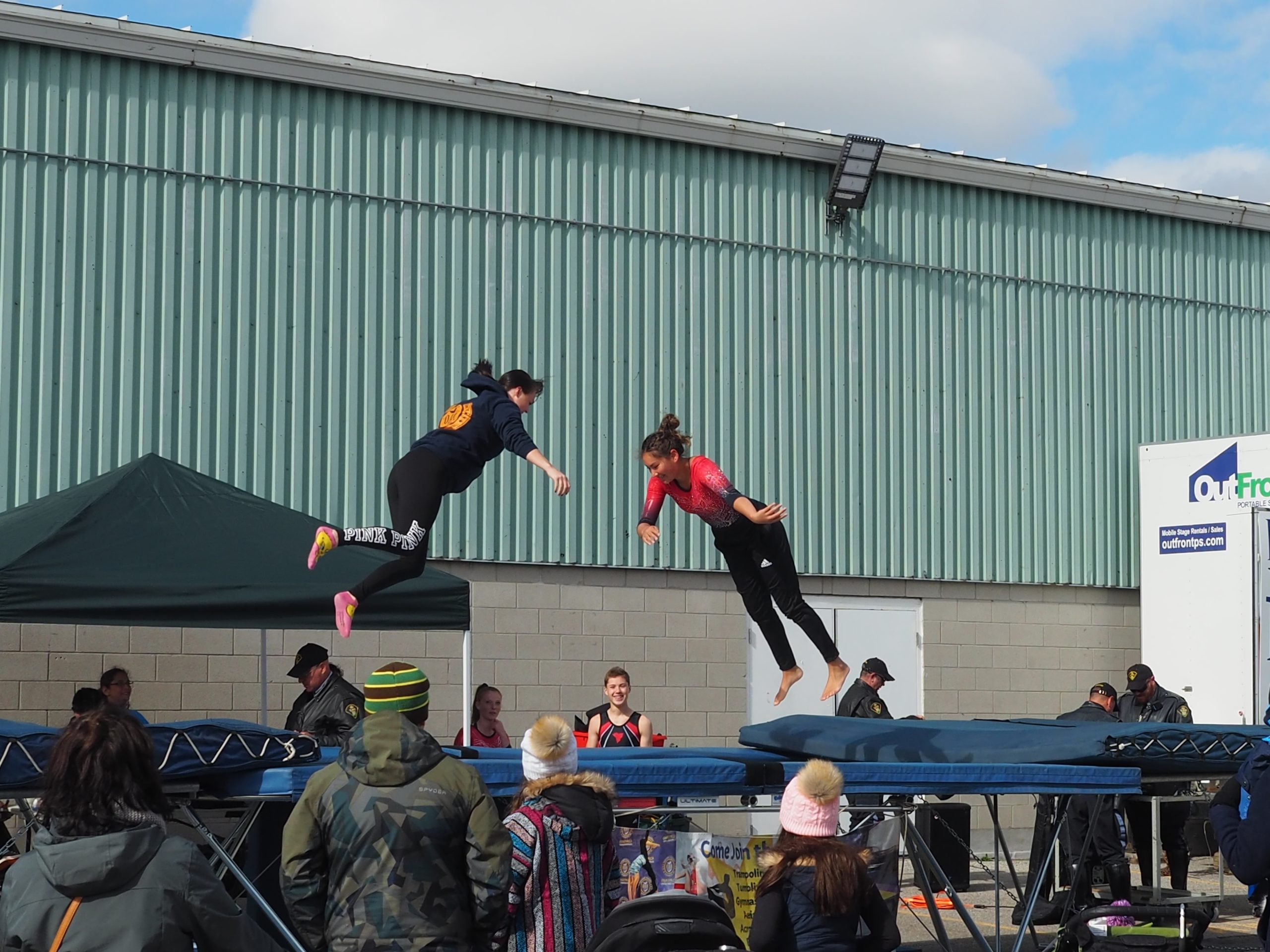 OAA Trampoline Show – Daily Shows