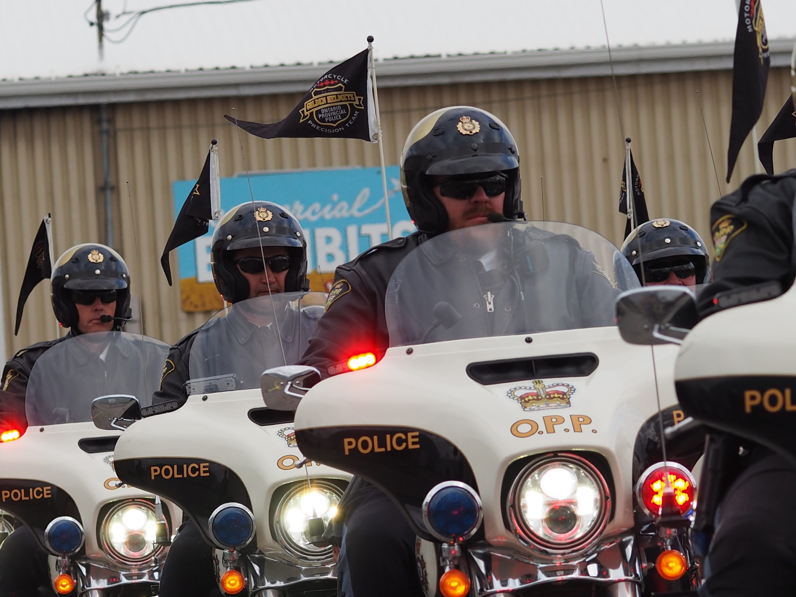 GOLDEN HELMETS